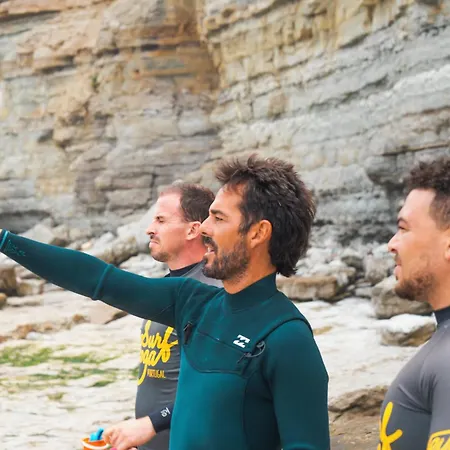 B&B Surf Yoga 에리세이라