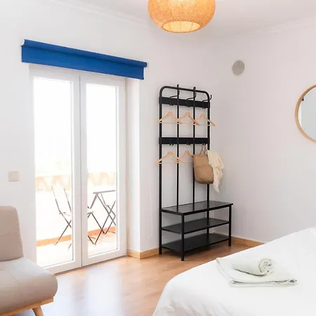 فندق مبيت وإفطار Surf Yoga *