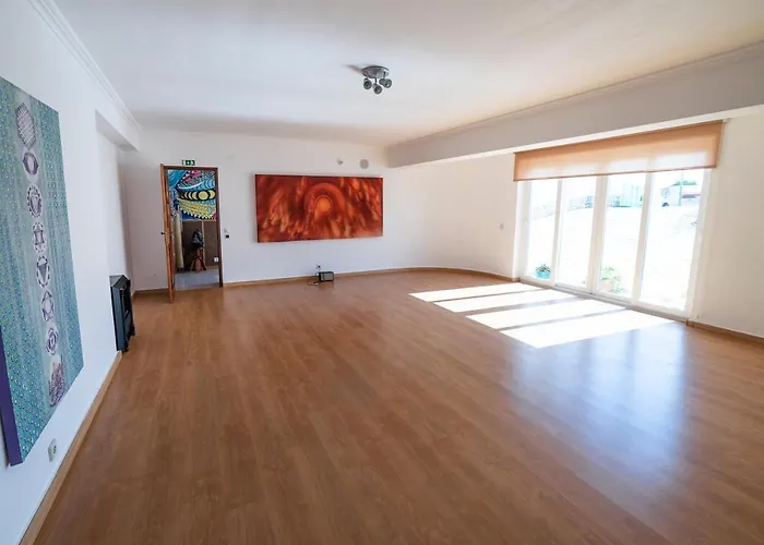 Bed & Breakfast Surf Yoga Ericeira