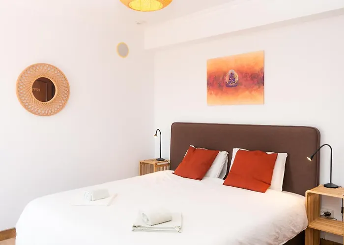 Surf Yoga Bed & Breakfast